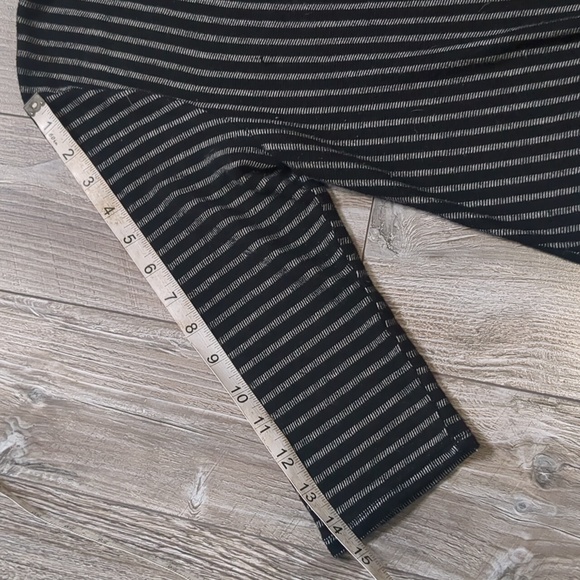 Anthropologie W5 Black and White Striped Twist Front Woven Top Small - Picture 3 of 5